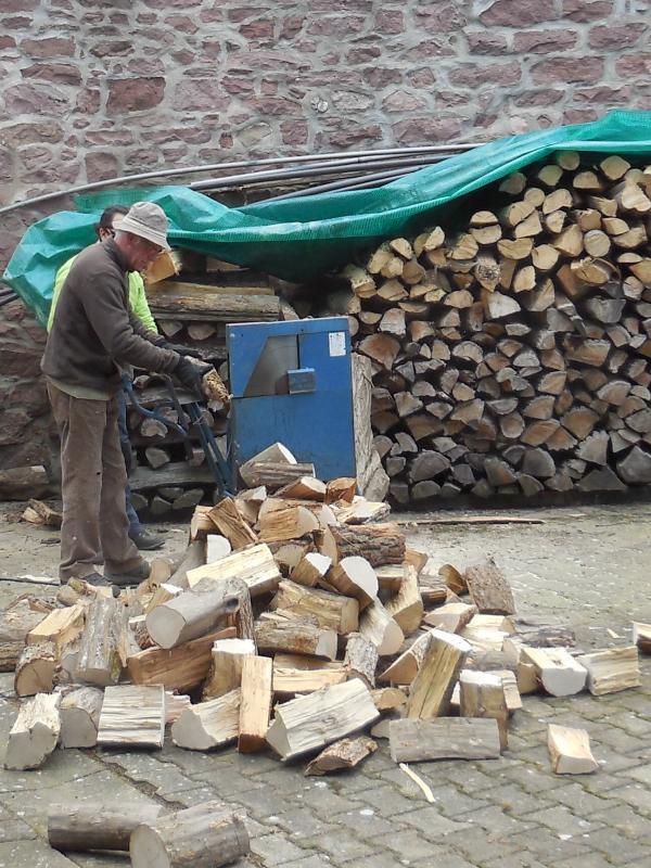 Location de scie à bois, dès 6€/jour - Kiloutou